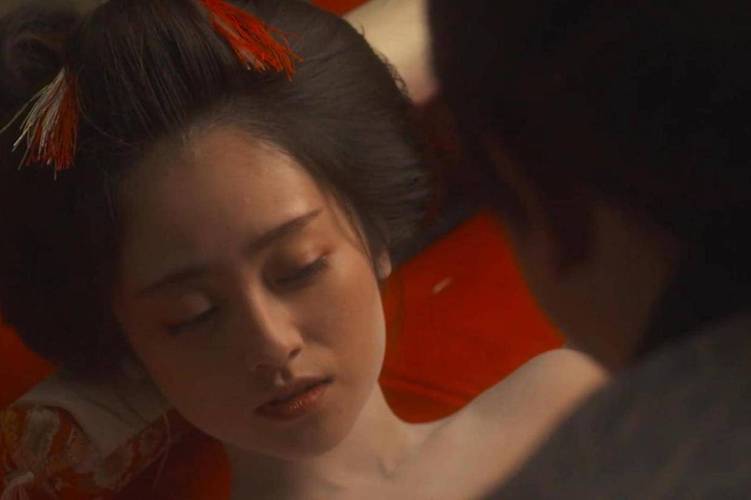 女生阴道口有黄色分泌物的相关介绍