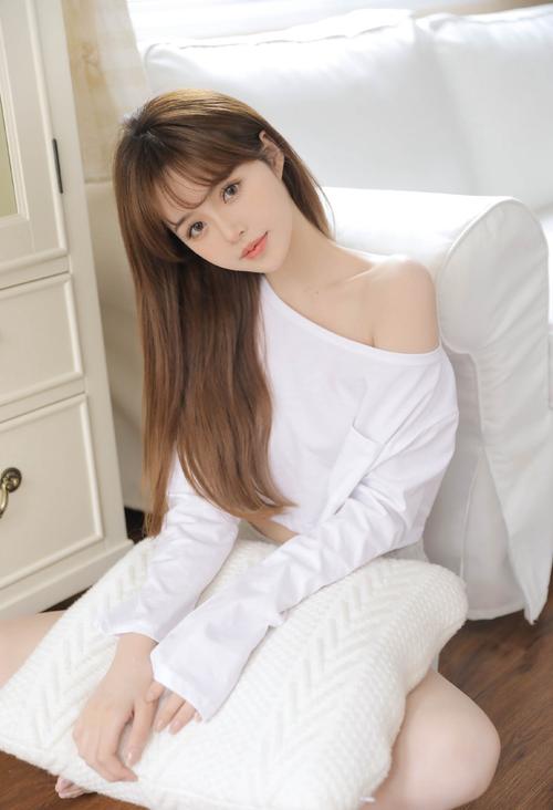 一边亲一边摸一边做免费高潮视频的相关介绍