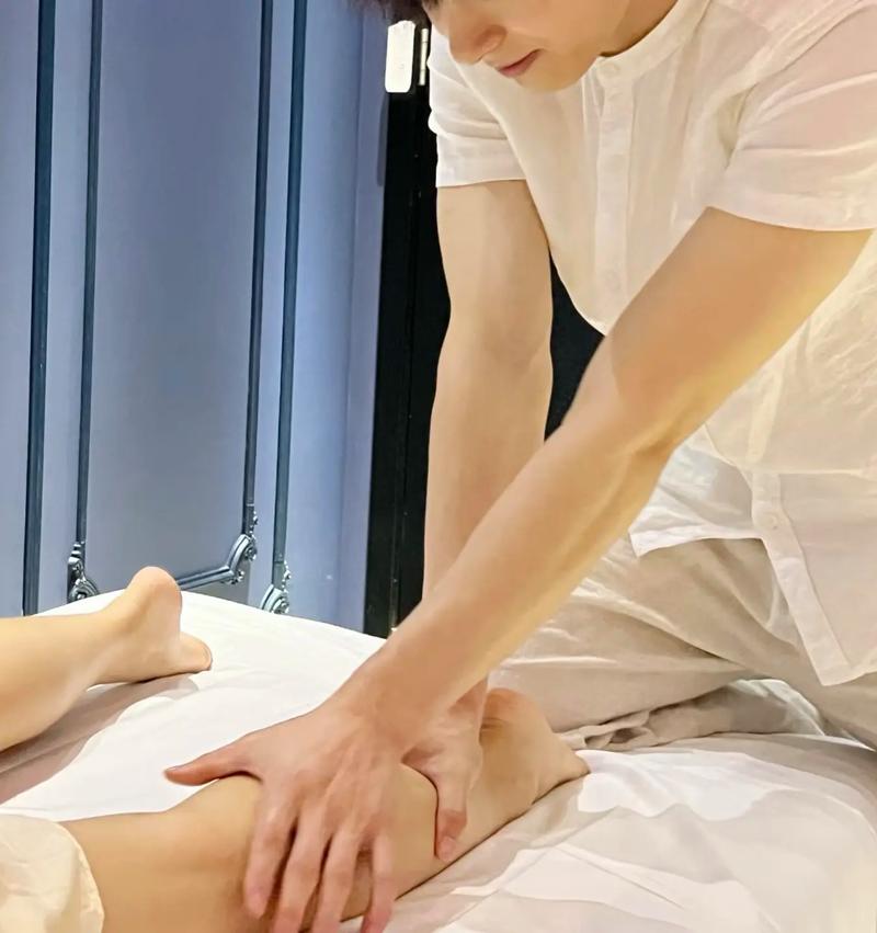 嫩草蜜桃性感人妻少妇av的相关介绍