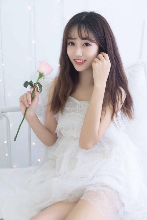 18禁美女在线看的相关介绍