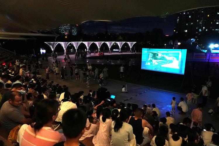 80s成年女人毛片的相关介绍
