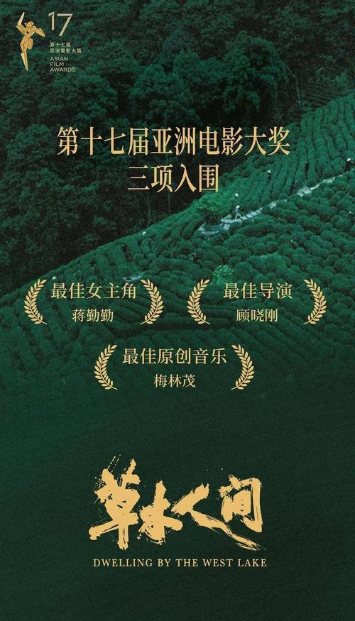 男女一边摸一边亲一边脱的相关介绍