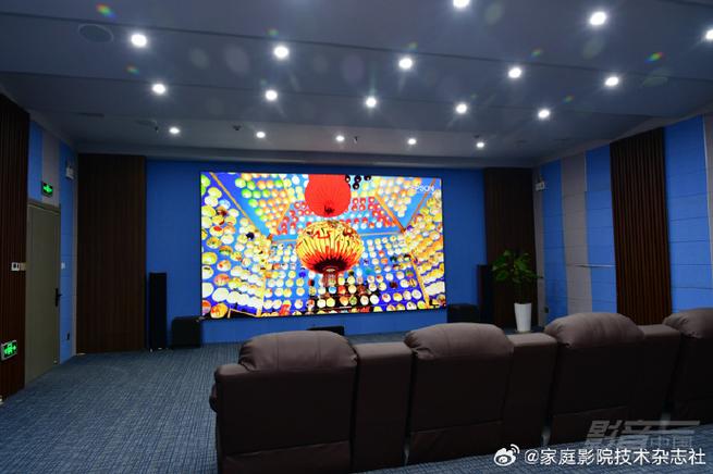 亚洲偷一区二区少妇的相关介绍