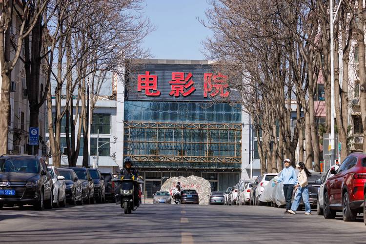 啪啪啪啪啪啪啪人妻的相关介绍