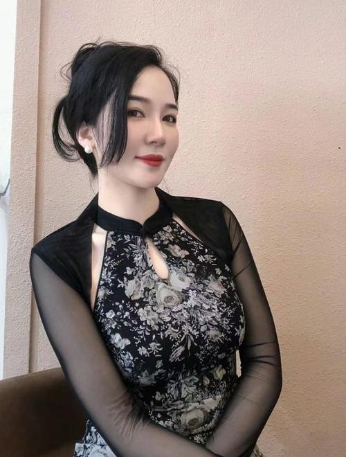 色播成人影院的相关介绍