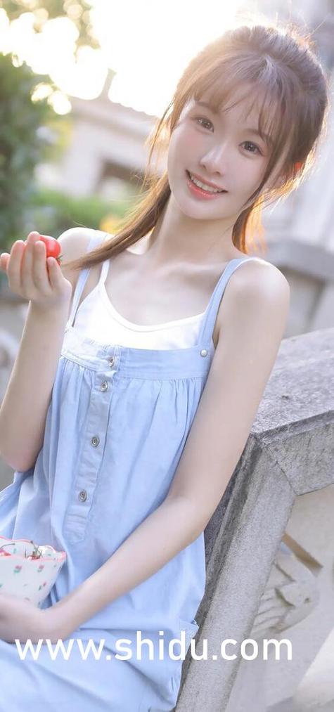 美女老师互操的相关介绍