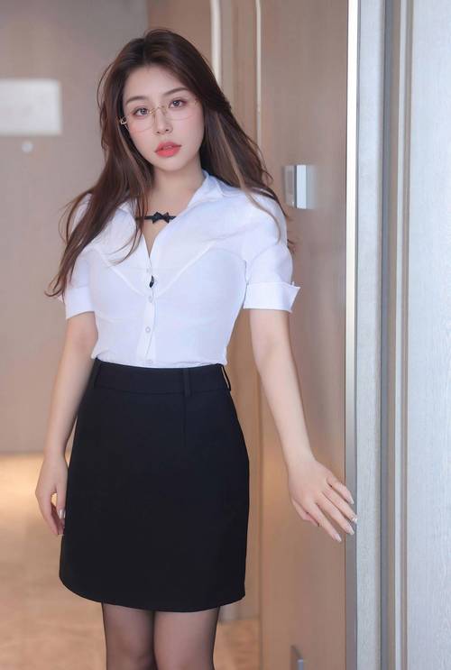 欧美久久久久久激情片的相关介绍