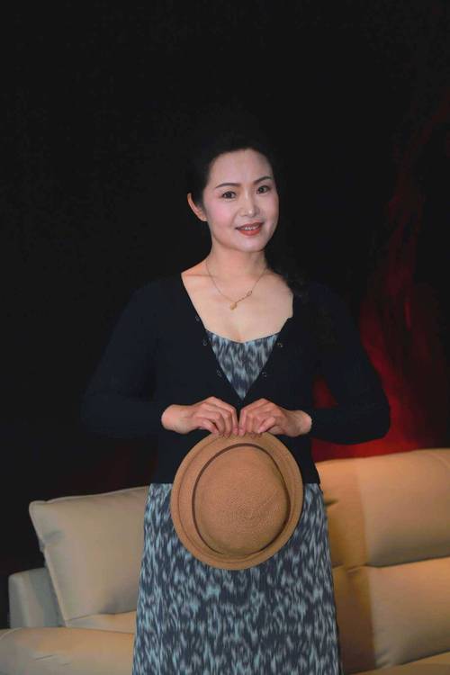 熟妇av.com的相关介绍