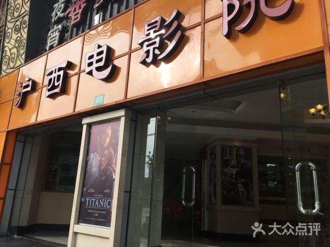 人妻少妇主动迎合嗯啊的相关介绍