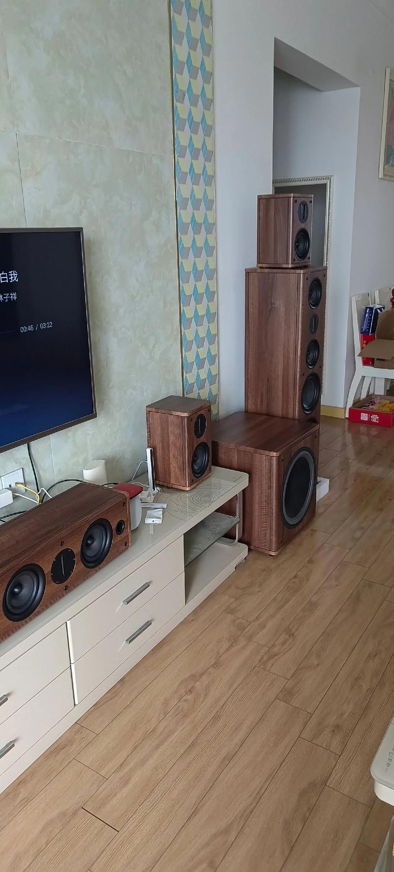 人妻 h文的相关介绍