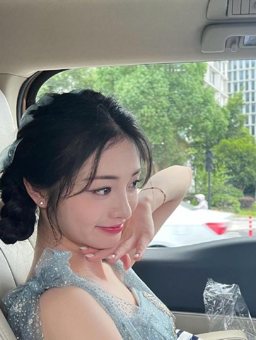 久久精品女人av一区二区的相关介绍