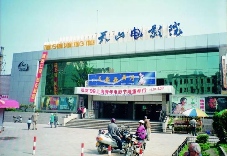 女生私处分泌黄色粘稠物的相关介绍