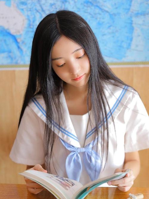 中文字幕av人妻少妇一区二区的相关介绍