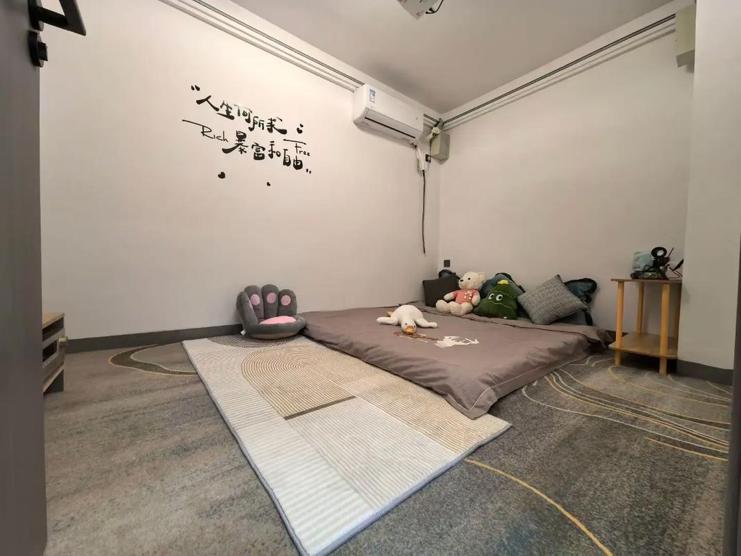 大尺度性感情趣比基尼图片的相关介绍