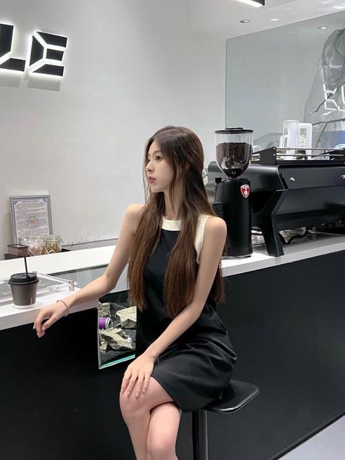 辣文强暴的相关介绍